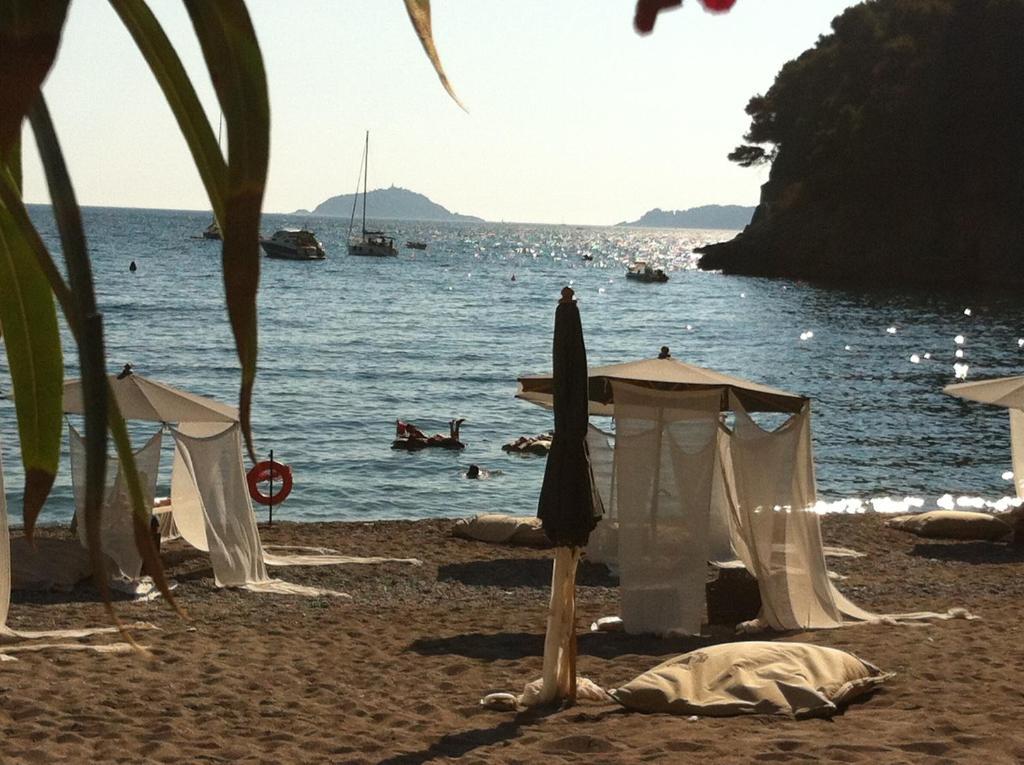 Bed and Breakfast Eco Del Mare Lerici Exterior foto