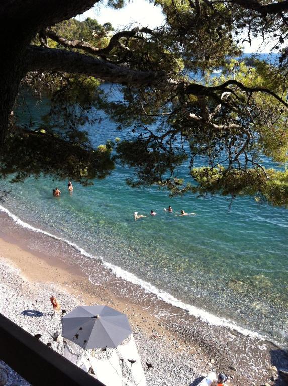 Bed and Breakfast Eco Del Mare Lerici Exterior foto